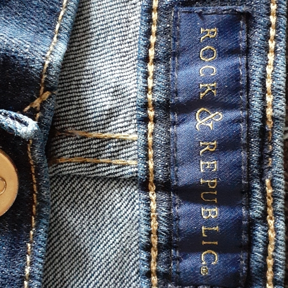 Rock Republic Kasandra Jean - Picture 6 of 7